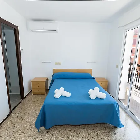 Konukevi El Mercat 3*